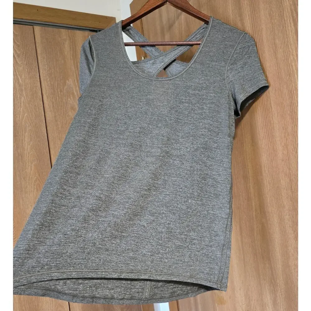 Lululemon Extra Mile Short Sleeve Shirt